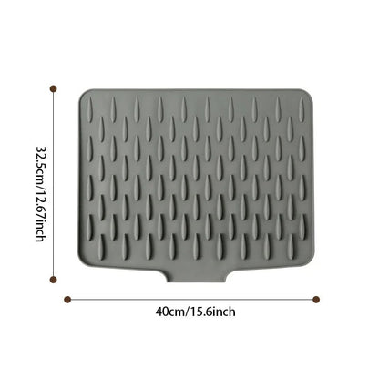 🍽️ 50% OFF NOW! ✨ No-Spill Silicone Worktop Saver - Heat-Resistant & Non-Slip Drying Mat with Drainage Groove 💧🧽