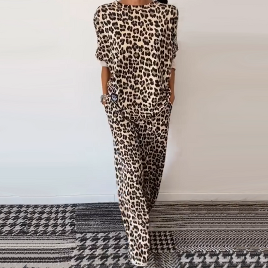 🎉Happy New Year! 50% OFF 🛍️Round-Neck Leopard Print Tops ＆ Pants Two-Piece Set