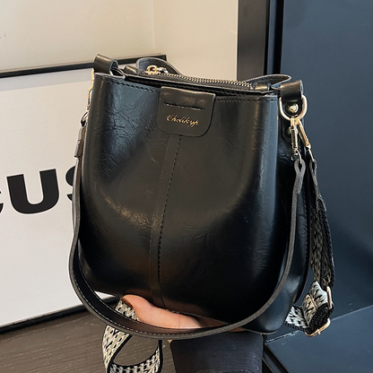 🎁2026 New Arrivals 50% OFF💥Women's Vintage Large-Capacity Shoulder Bucket Bag – Spacious, Stylish & Perfect for Daily Commute – Elegant, Versatile & Timeless 💫