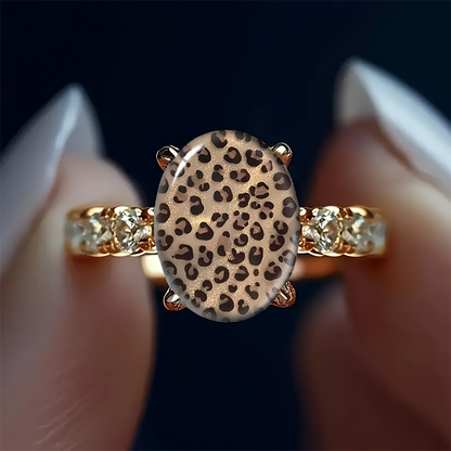 🎁2026 New Arrivals 50% OFF💥Vintage Leopard Print Oval Ring – Unique design, sparkling stones & bold style – Perfect for everyday glamour & gifts ✨